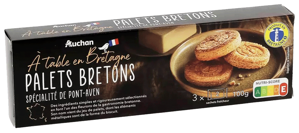 boite de palets de breton avec une photographie culinaire packaging de 3 palets dans une assiette en gros plan, assiette de beurre en arrière plan
